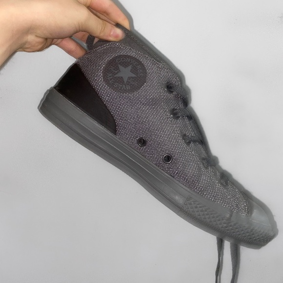converse grey mid top shoes - Picture 3 of 4